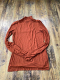 Chandail col haut rouille – Femme