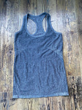 Camisole de sport grise – femme