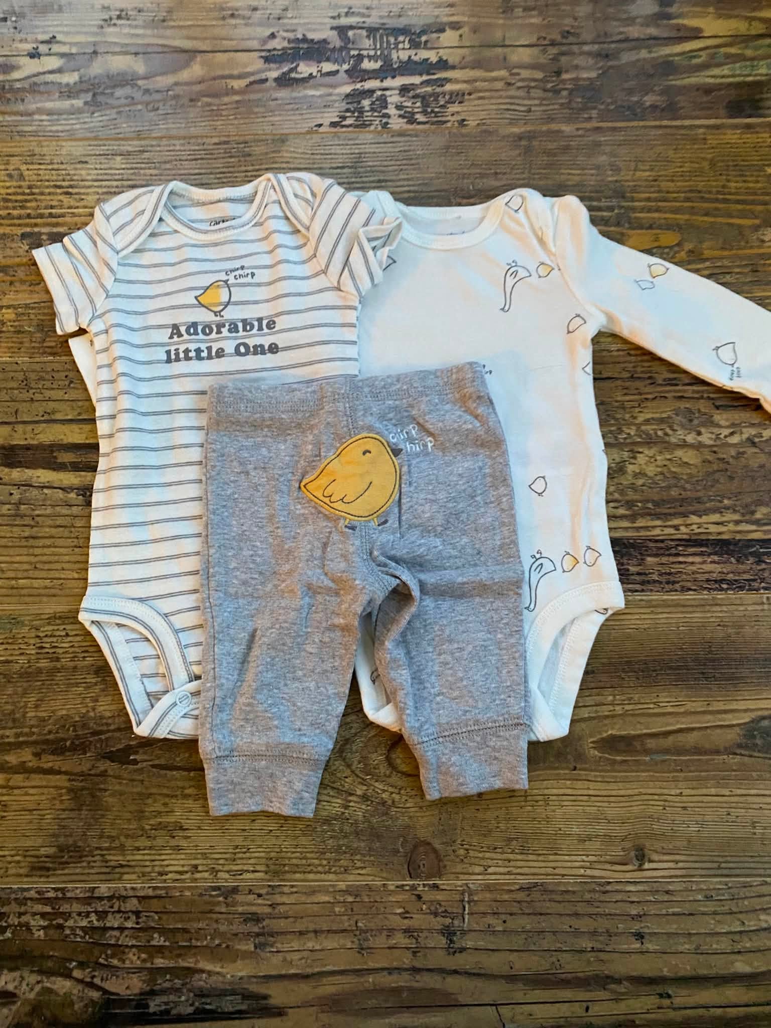 Lot vêtements bébé fille – 0-3 mois / nouveau-né (30 morceaux)
