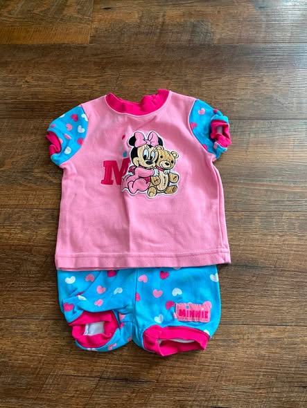 Lot bébé fille – 22 morceaux